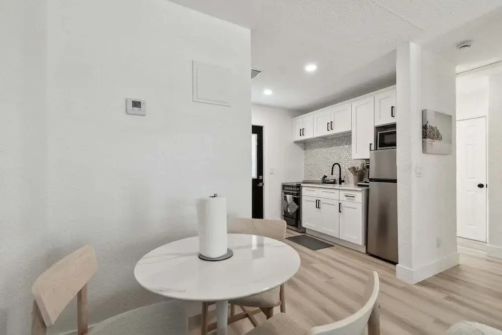 117 127th Ave E Unit 3