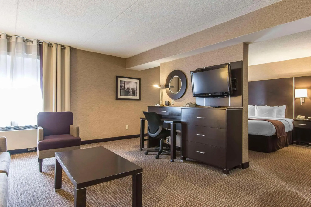 Quattro Hotel & Conf Centre, an Ascend Collection Hotel