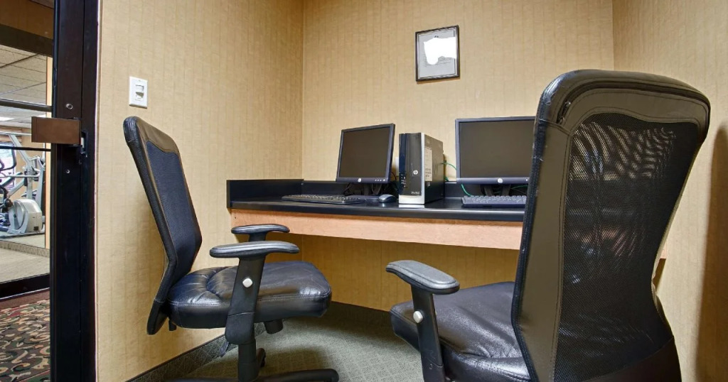 Best Western Plus Richmond Hill Inn