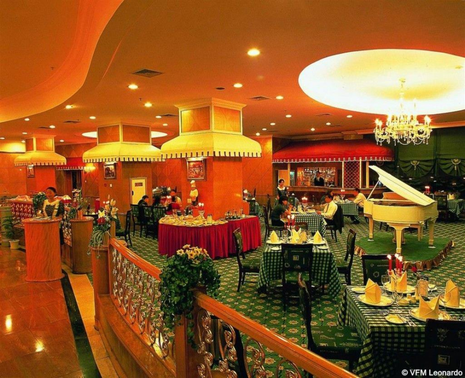 Zhengzhou Weilai Conifer Hotel