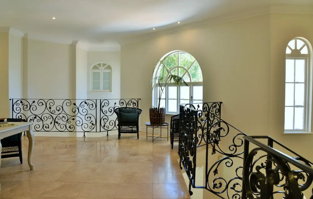 Mont d'Or Sandton Villas