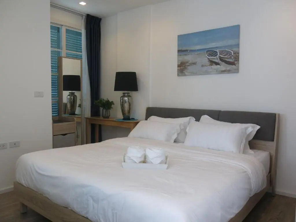Summer Huahin712,Side sea view,Near Beach&Cicada,Beautiful Swimming pool