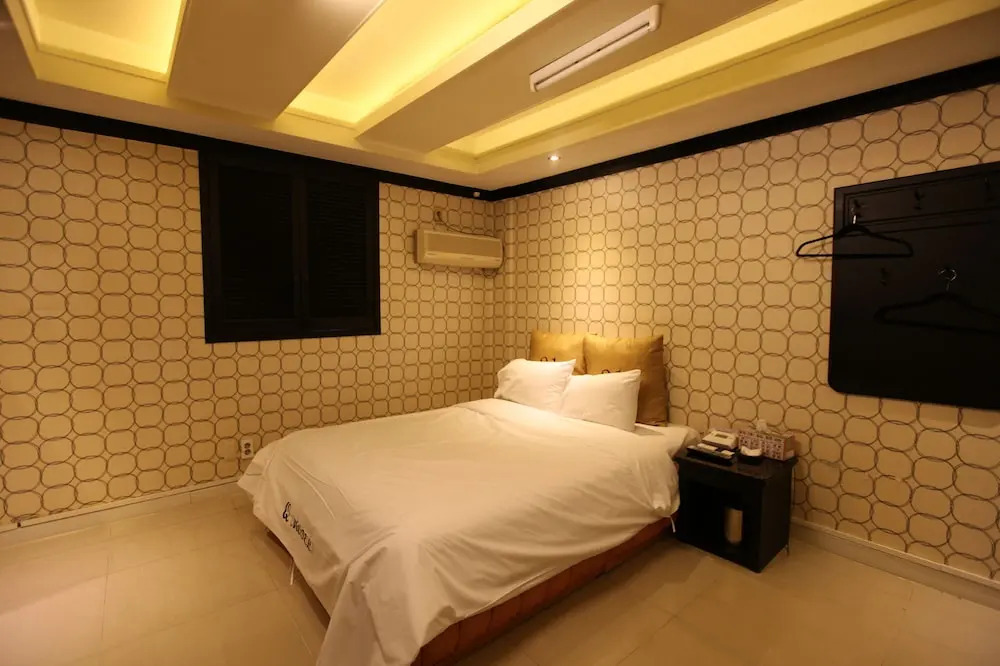 Theme 21 Motel