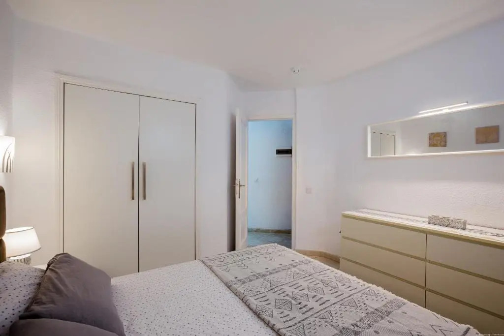 Great Location 1 Bedroom apartment