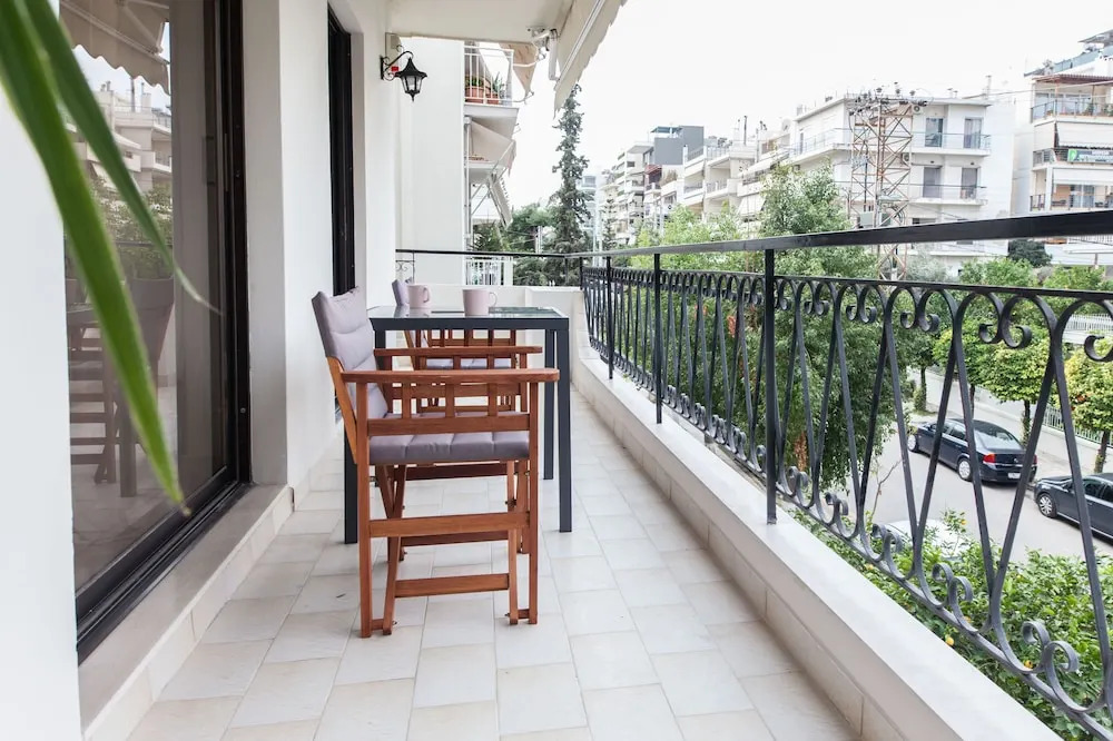 Faliro 2 Bd Escape Modern Living