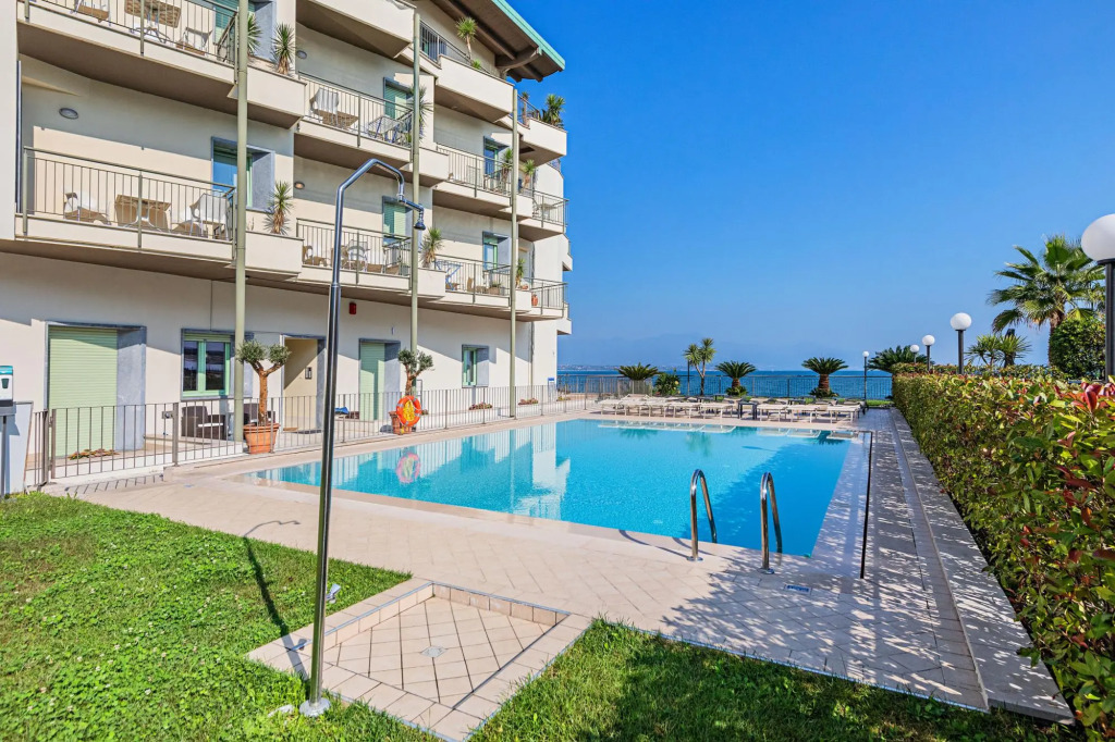 Residenza Miralago With Pool - Ground Floor One-bedroom