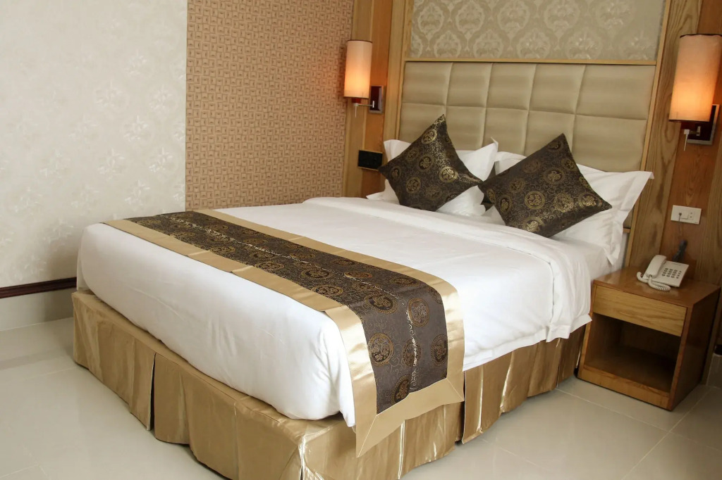 West Hotel