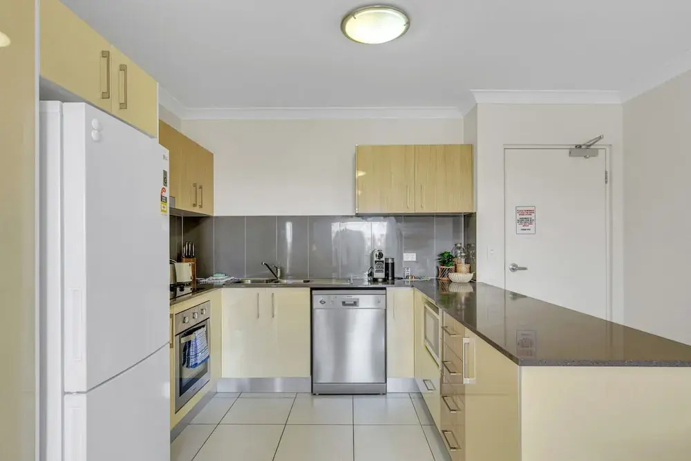 Bright 2-bed With Private Balcony & Serene View