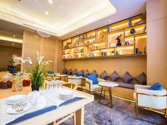 Ausotel Hotel