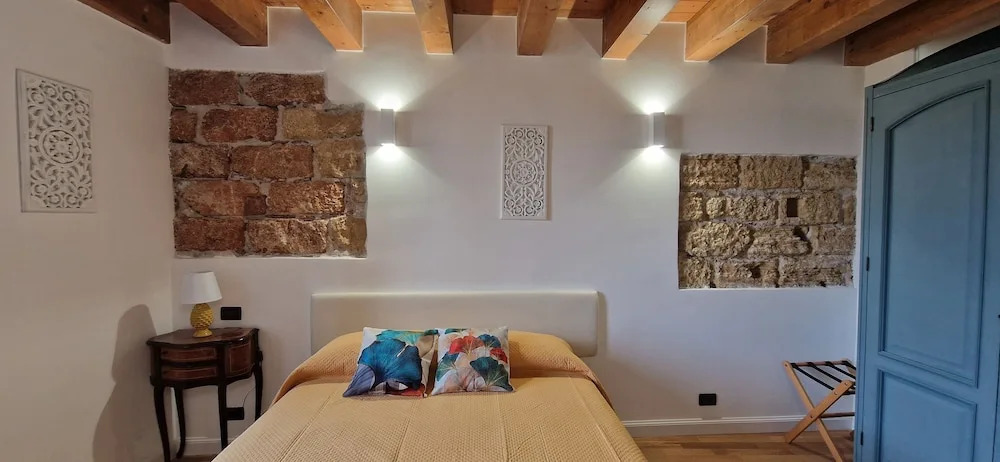 2 Sicilie Rooms and Suite in Centro