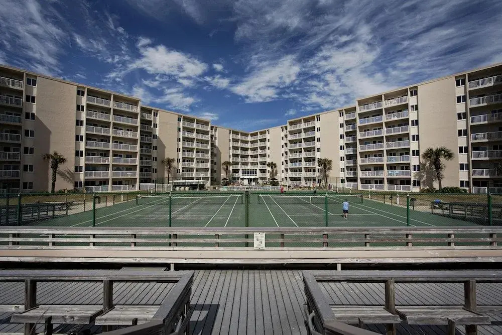 Gulf Shore Condo #308 - 2 Br condo by RedAwning