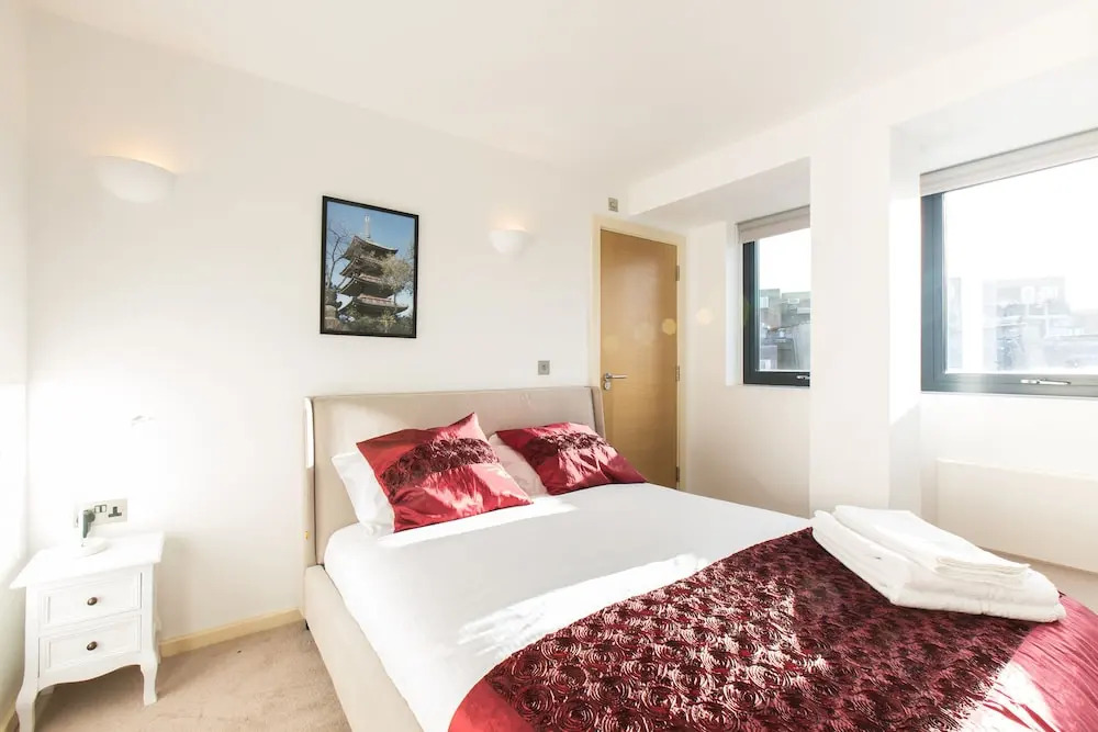 Luxury 2bed Apartment in Kensington A1