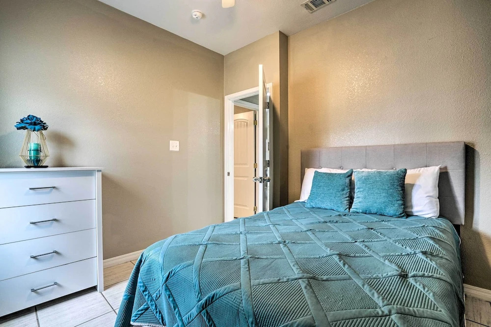 Pet-Friendly San Antonio Home w/ Yard & Patio