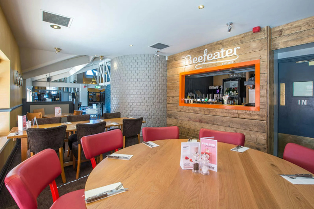 Premier Inn Stockport South