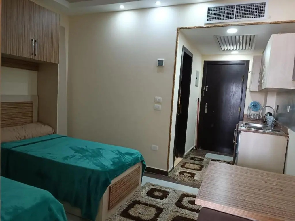 Family apartment by the sea 5