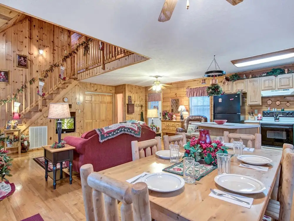 Mountain Mist - Two Bedroom Cabin