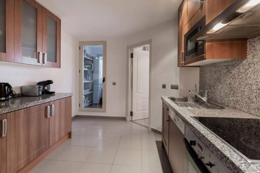 Luxury 3 bed Apartment - Puerto Banús