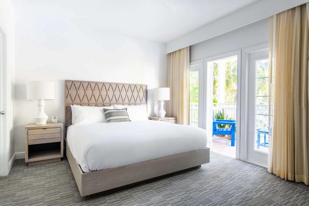 Parrot Key Hotel & Villas