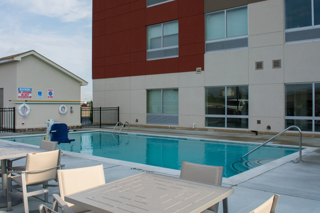 Holiday Inn Express & Suites West Memphis by IHG