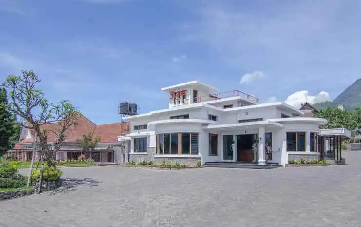Aster Hotel & Restaurant