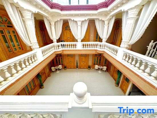 Jiangyun Hotel(The ancient city of Kashgar Scenic Area and the Grand Bazaar Store)