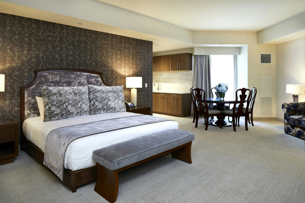 Legacy Resort Hotel & Spa