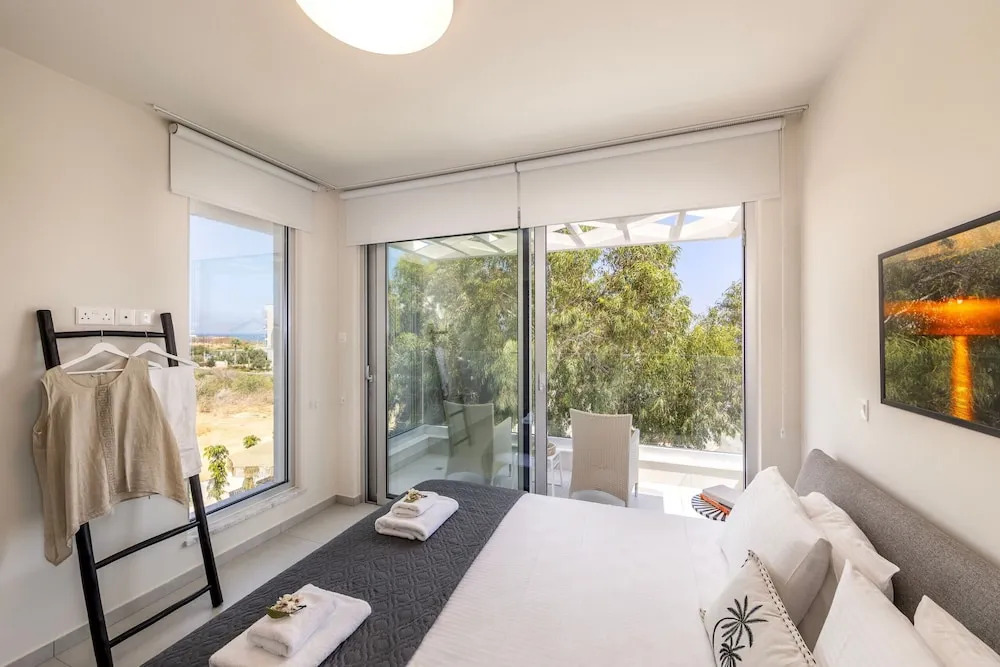 Protaras Leomi Seaview Villa