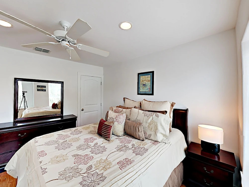 The Commons #102 - Three Bedroom Townhome