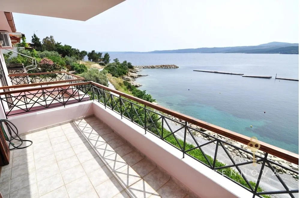 Zennova 43 Pirgadikia Sky & Sea Home