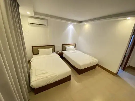 Yaou Hotel