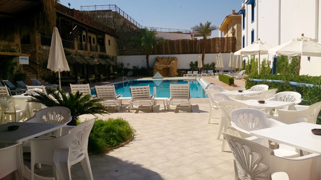 Naama Blue Hotel