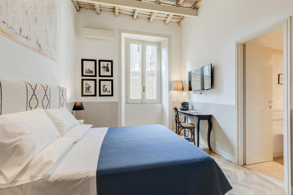 The Bluehostel