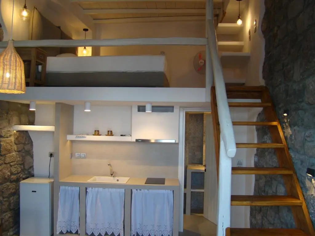 Efis Apartments