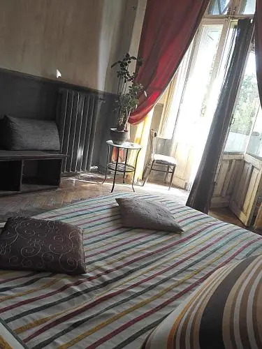 4ROOMS