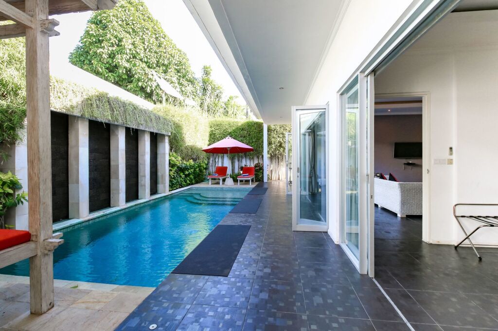 Aleesha Villas and Suites