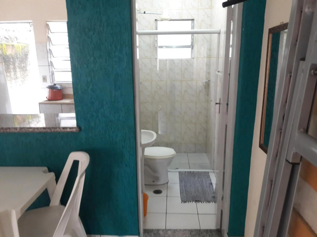 kitnets à 300mts Martim de Sá Caragua