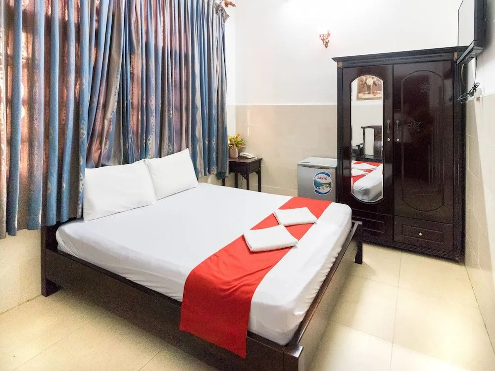 Spot on 848 Huong Hotel