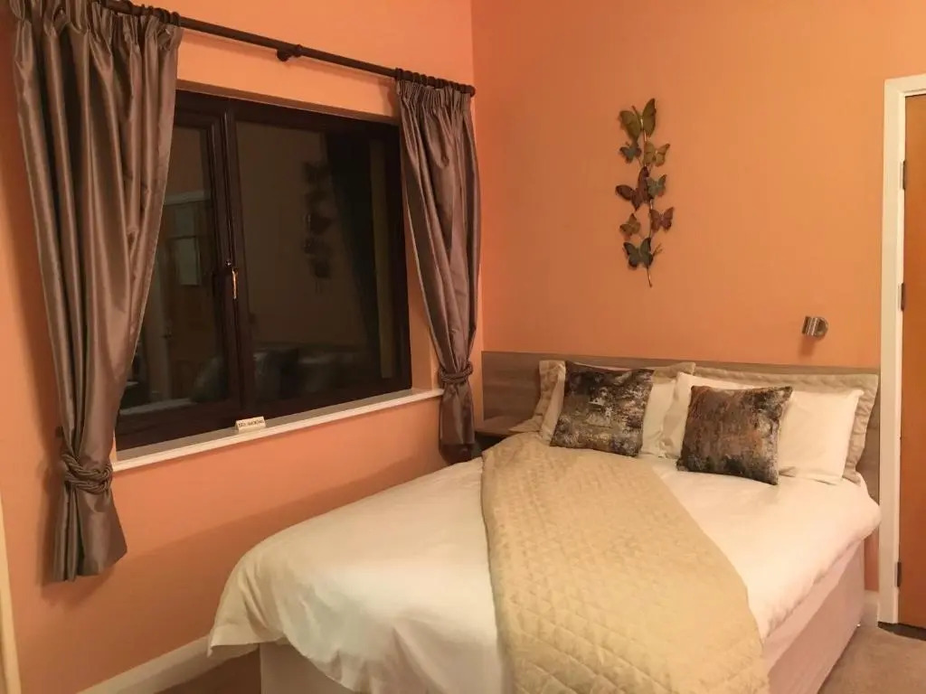 19th Green Guesthouse