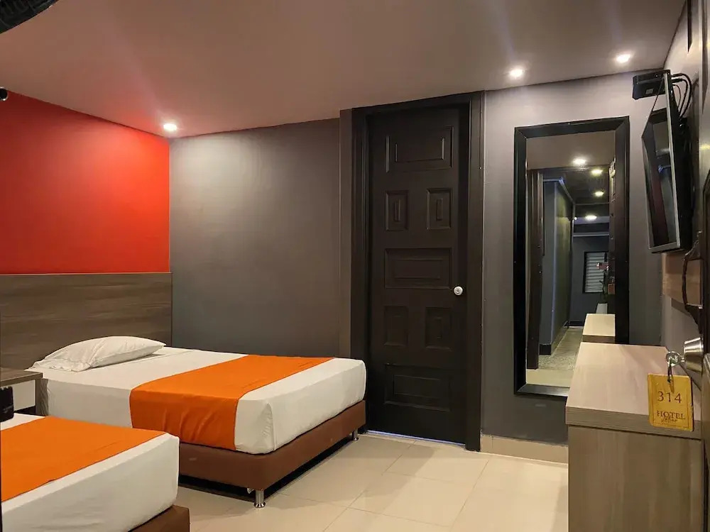 Hotel Latino