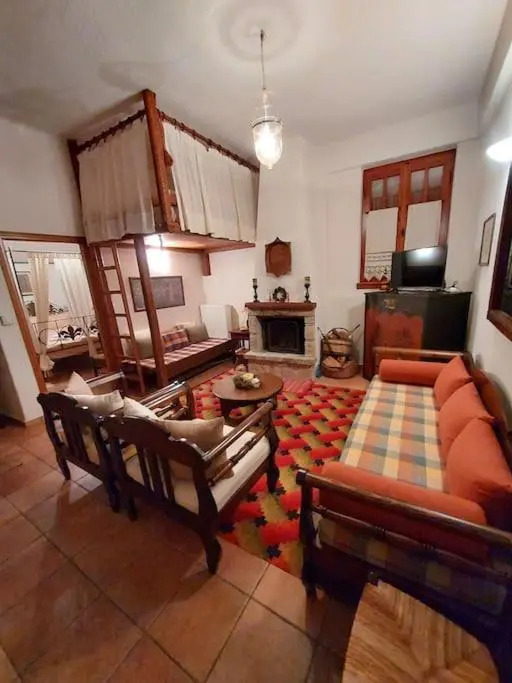 Nelfi's apartments I - Αράχωβα