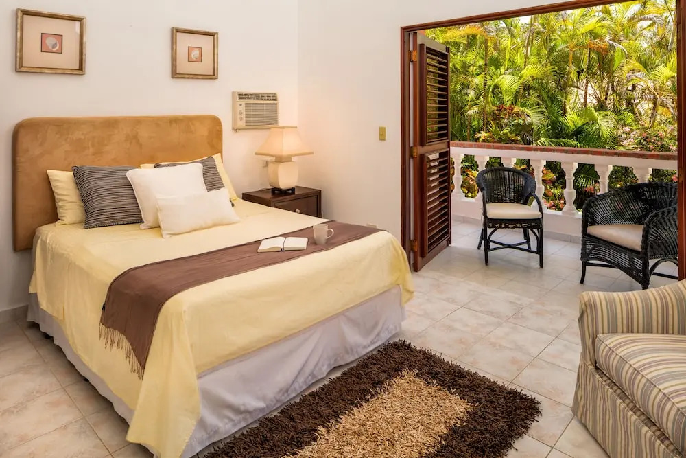Sea Horse Ranch Villas by Caribe Stays