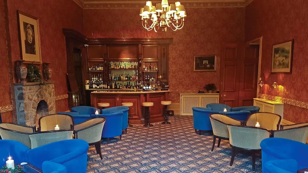 Tre-Ysgawen Hall & Spa