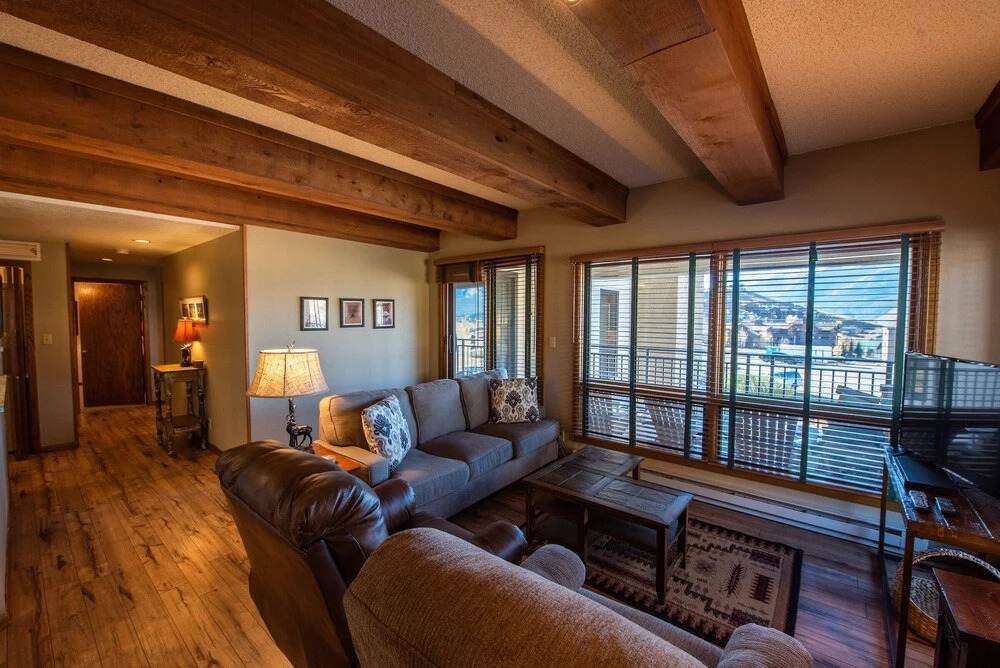 Plaza 4PK PZ136 - 2 Br Condo