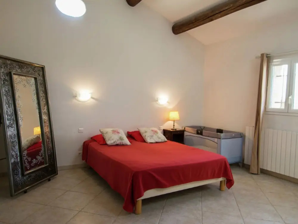 Vineyard Villa in Montfrin