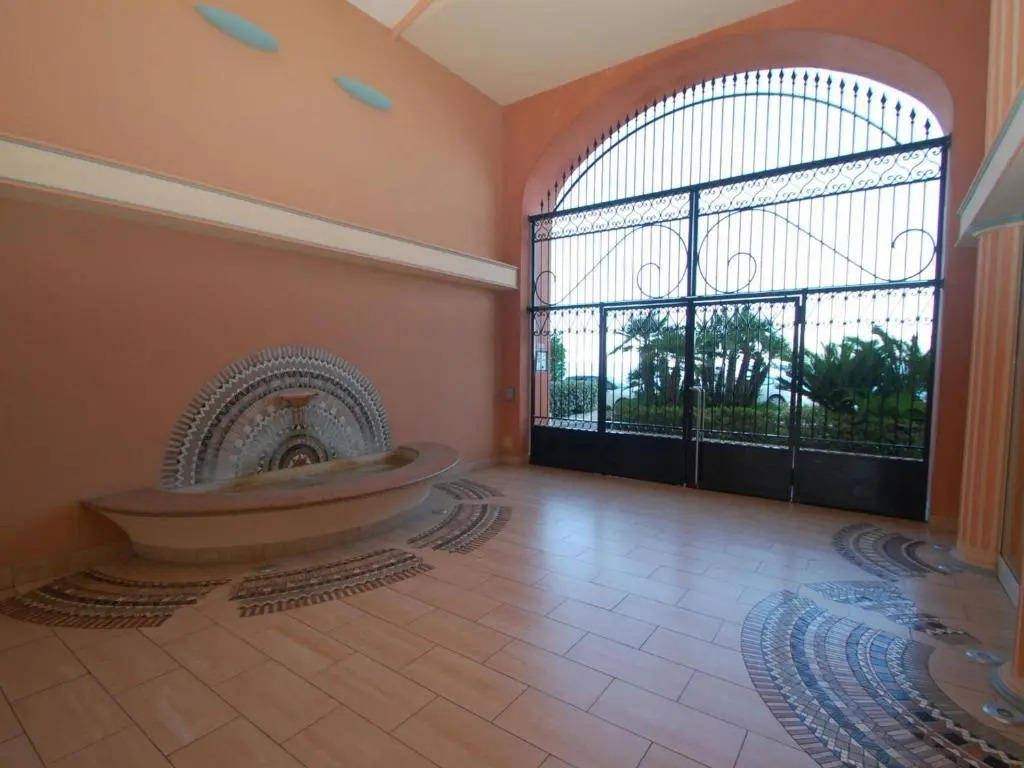 Appartement Menton, 3 pièces, 4 personnes - FR-1-196-151