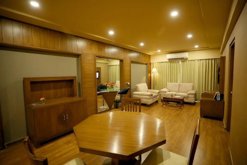 Renest Gandhidham