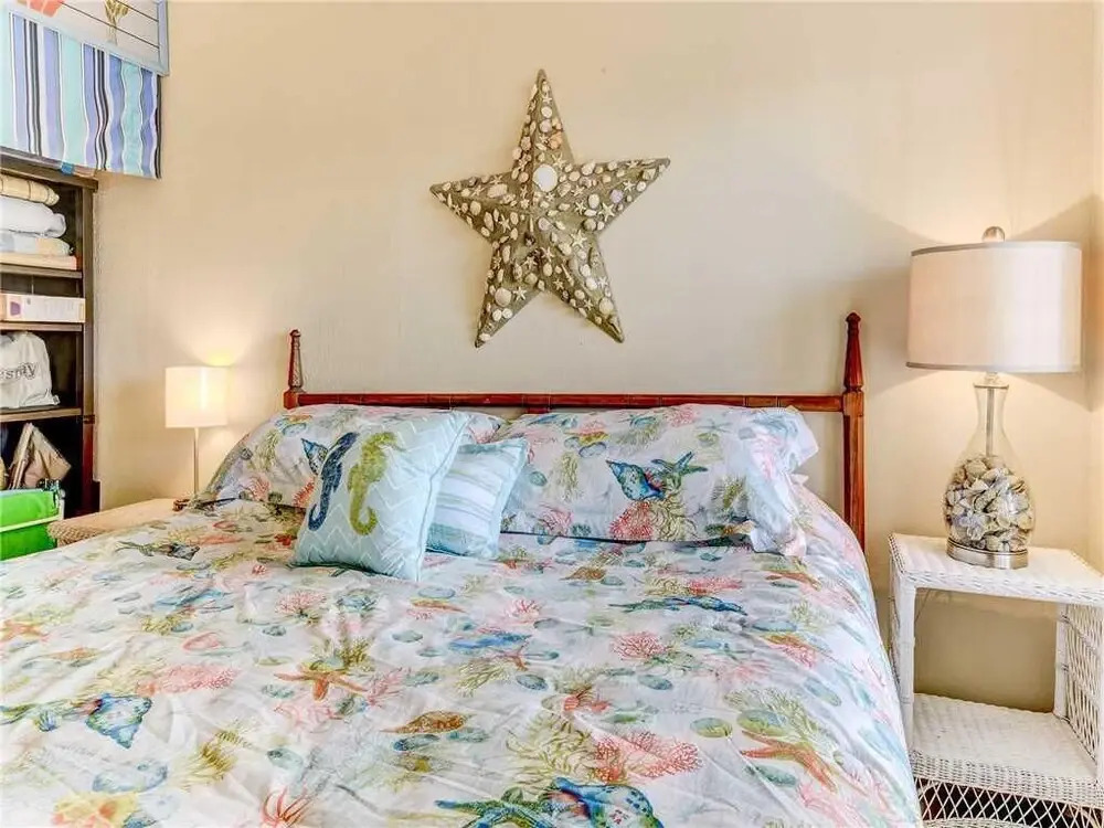 Beacher's Lodge 307 by Distinctive Beach Rentals