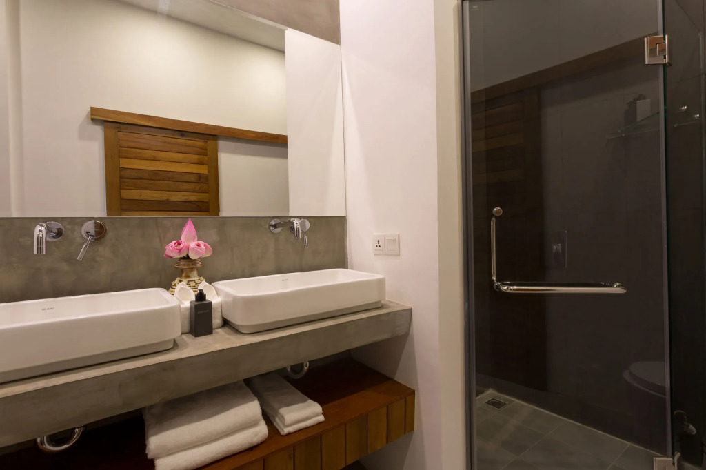 Shintana Saya Residence