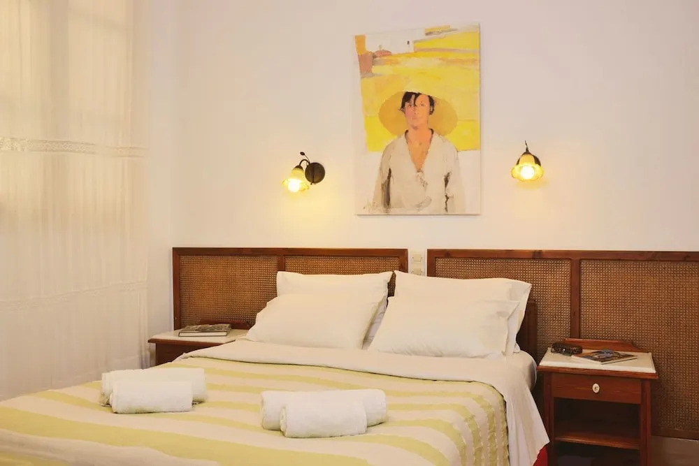 Silde Studios & Apartments