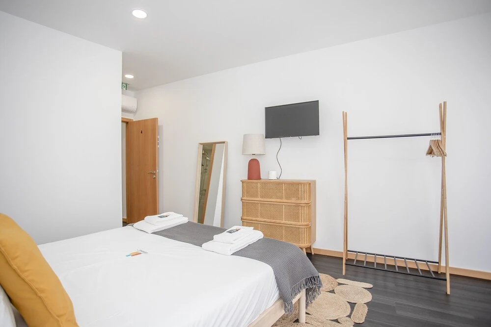 Liiiving in Porto-Downtown Spacious Home